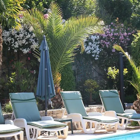 Guest house Lou Pero Mousco Saint-Paul-en-Foret